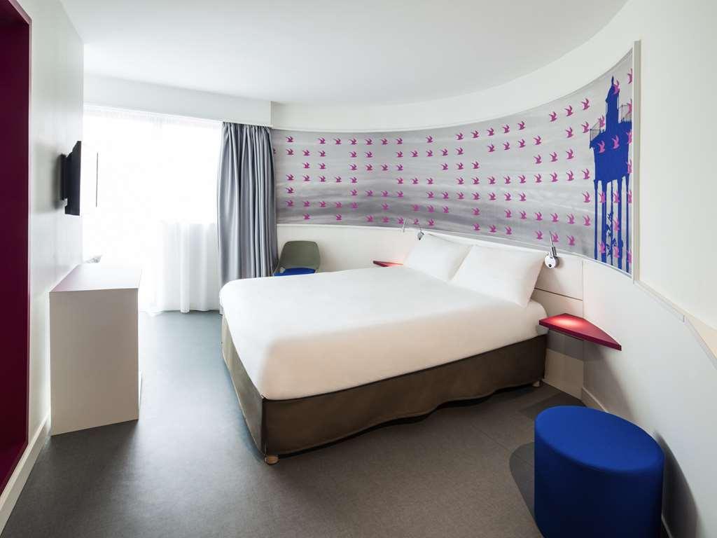 Ibis Styles Collioure Port Vendres Quarto foto